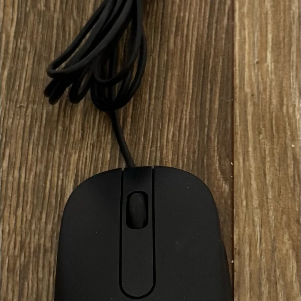 Black Wired Computer Mouse